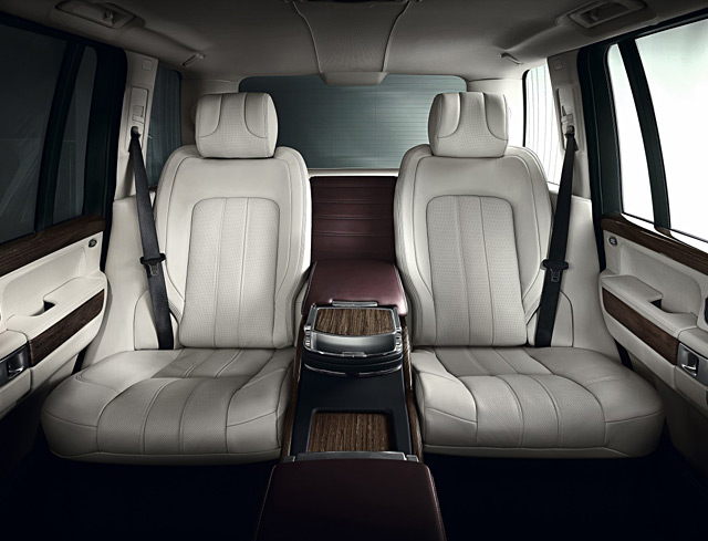 Land Rover представляє нову версію Range Rover Autobiography Ultimate Edition