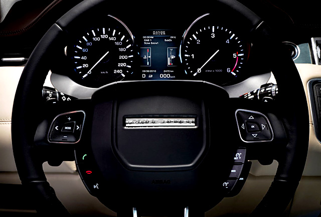 Абсолютно новий 5 дверний Range Rover Evoque   дизайн купе з універсальністю сімейного автомобіля. Частина друга