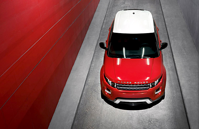 Абсолютно новий 5 дверний Range Rover Evoque   дизайн купе з універсальністю сімейного автомобіля. Частина перша